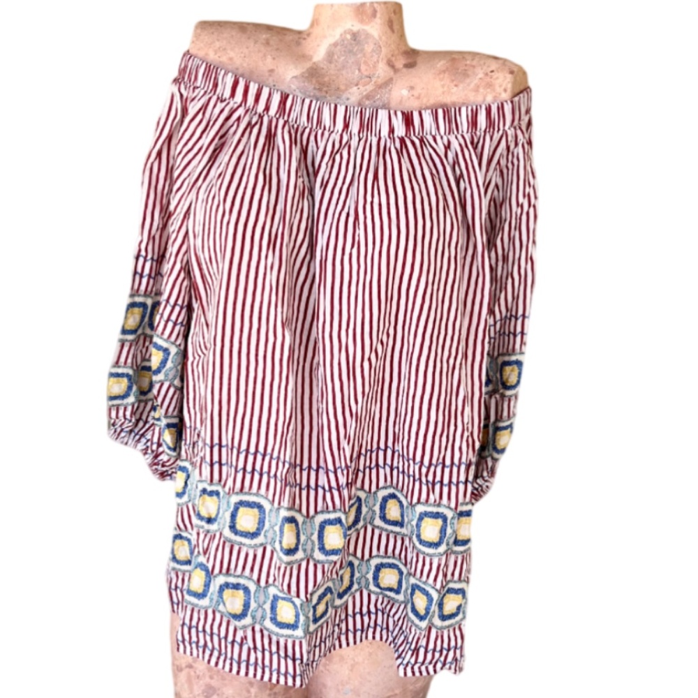 Verticle Red Stripe Print Off-the-Shoulder Peasant Blouse